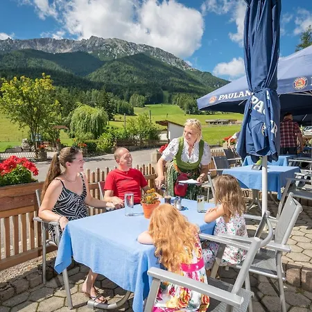 Hotell Hotel-restaurant Forellenhof Puchberg am Schneeberg